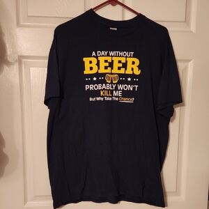 💚Gildan Navy Beer Humor T-Shirt